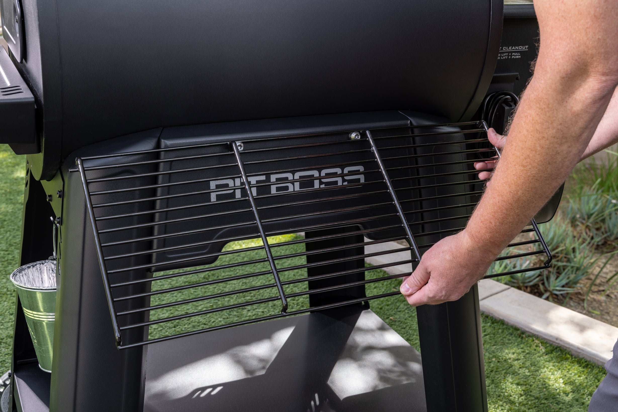 Pit Boss 1600 Competition Series Holzpellet-Grill