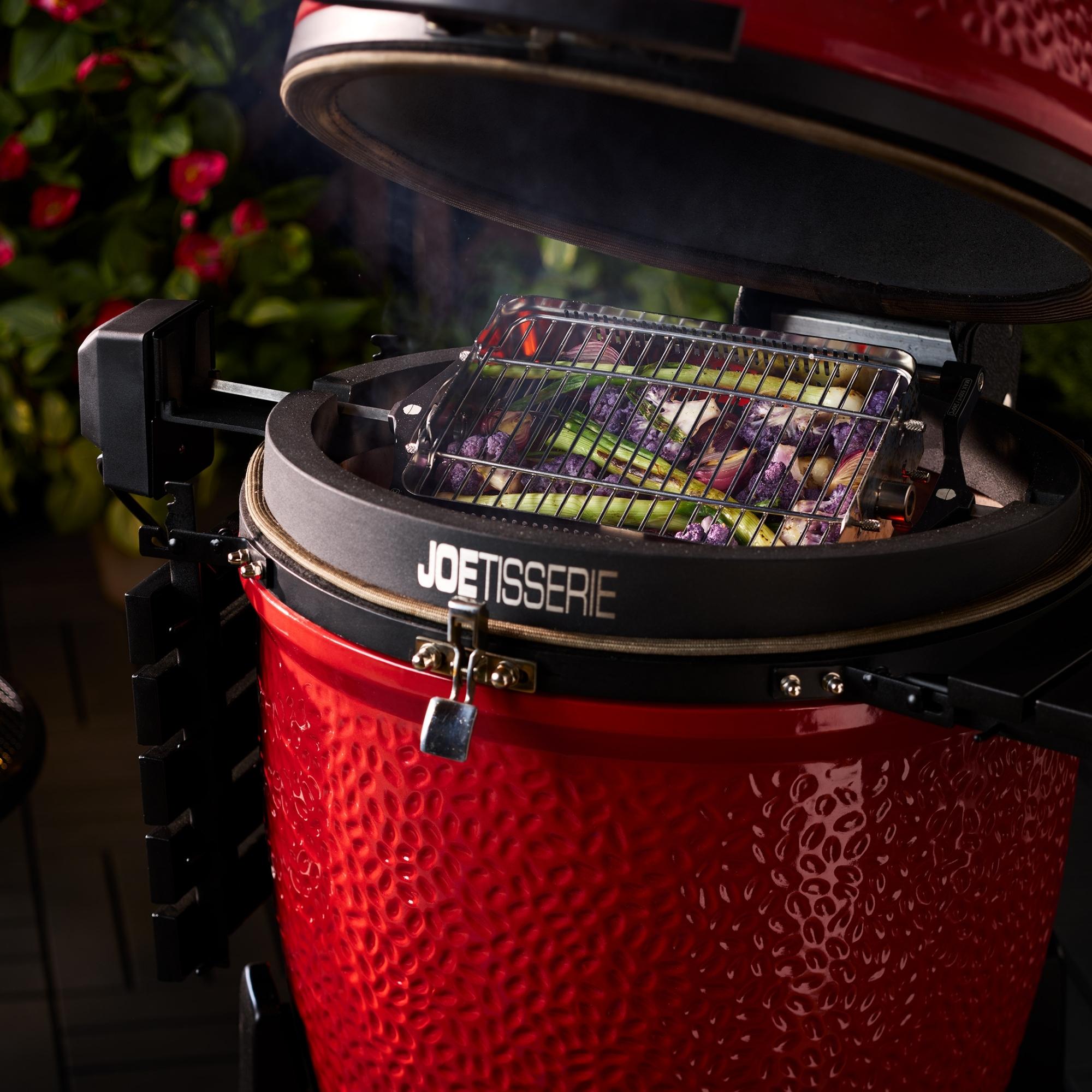 Kamado Joe Classic I with Voyager Pack