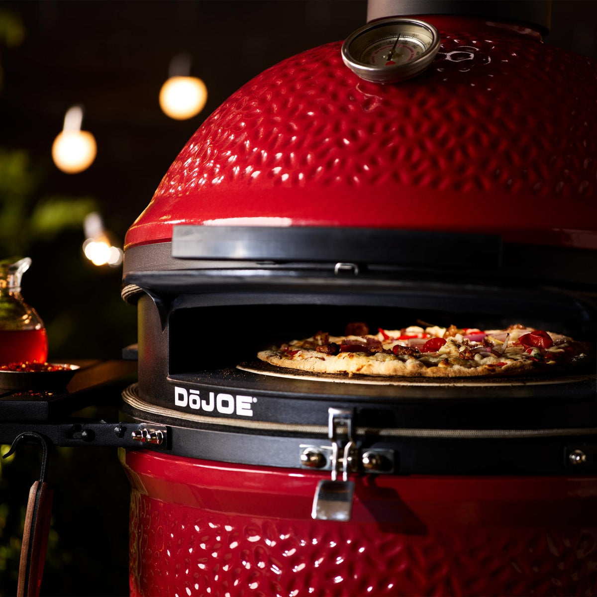 Classic II Kamado Joe BBQ mit Voyager-Paket