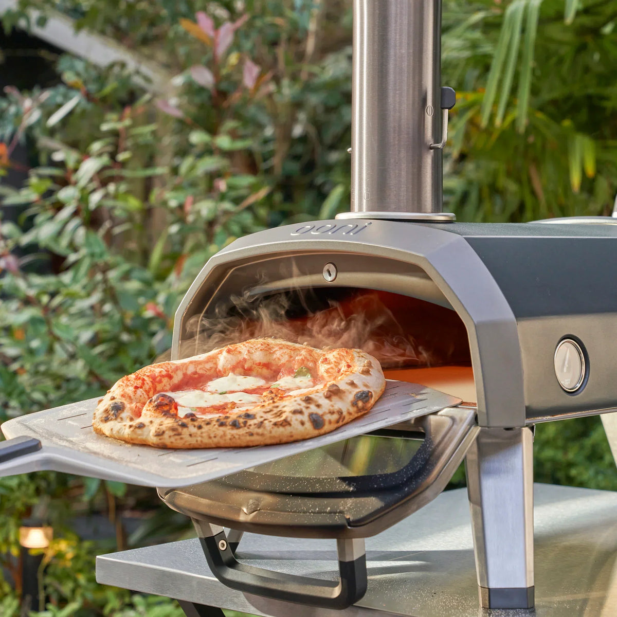 Ooni Karu 2 12G Multi-Brennstoff-Pizzaofen - 2. Generation